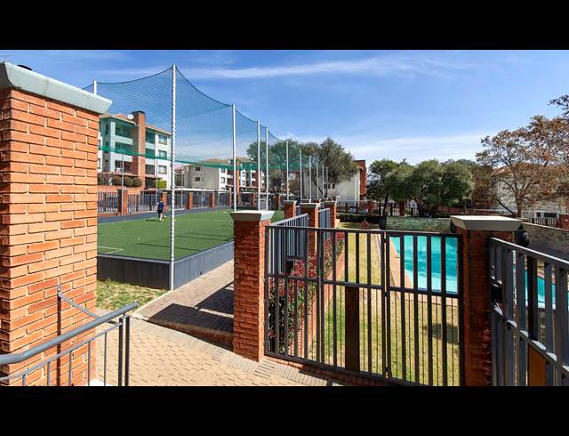 2 BEDROOM APARTMENT FOR SALE IN GREENSTONE HILL